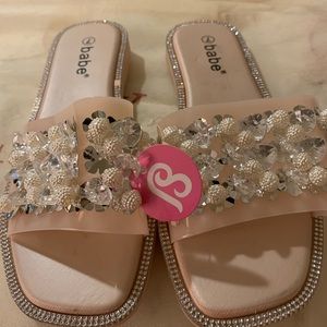 Pink clear rhinestones sandals 🩴 Size 39